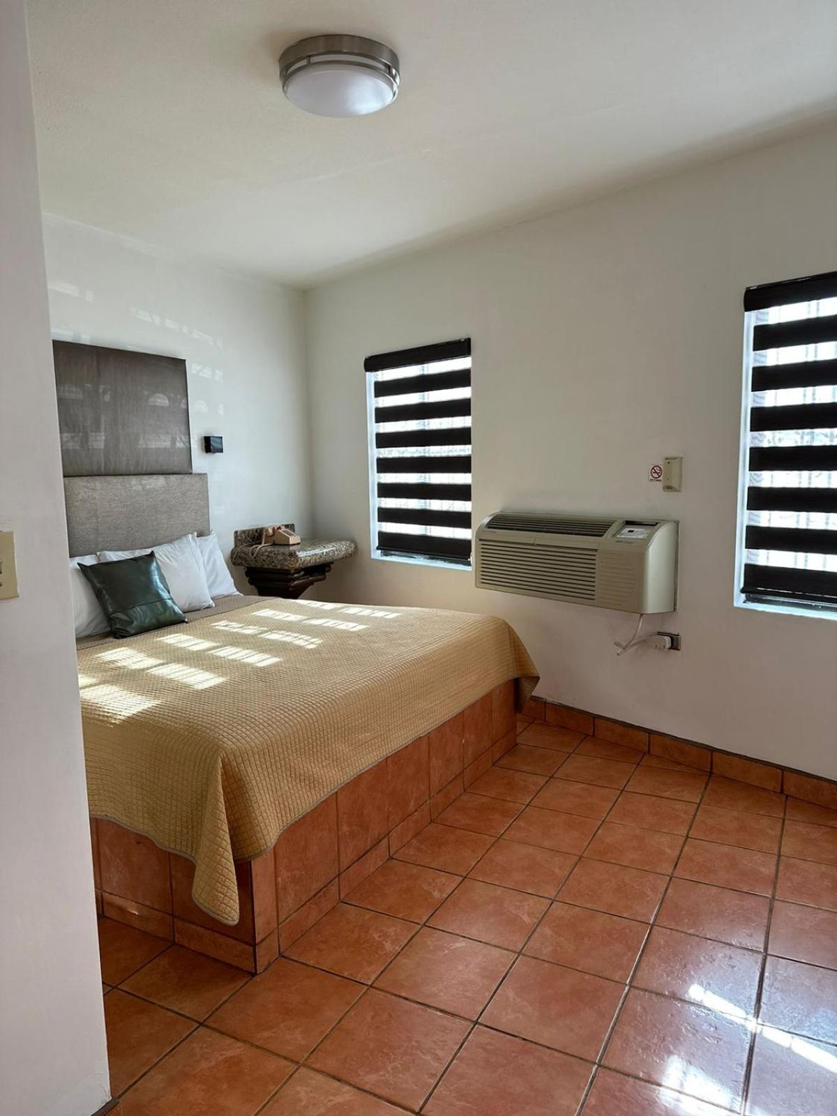 Hotel Colonial De Nogales Nogales  Bagian luar foto