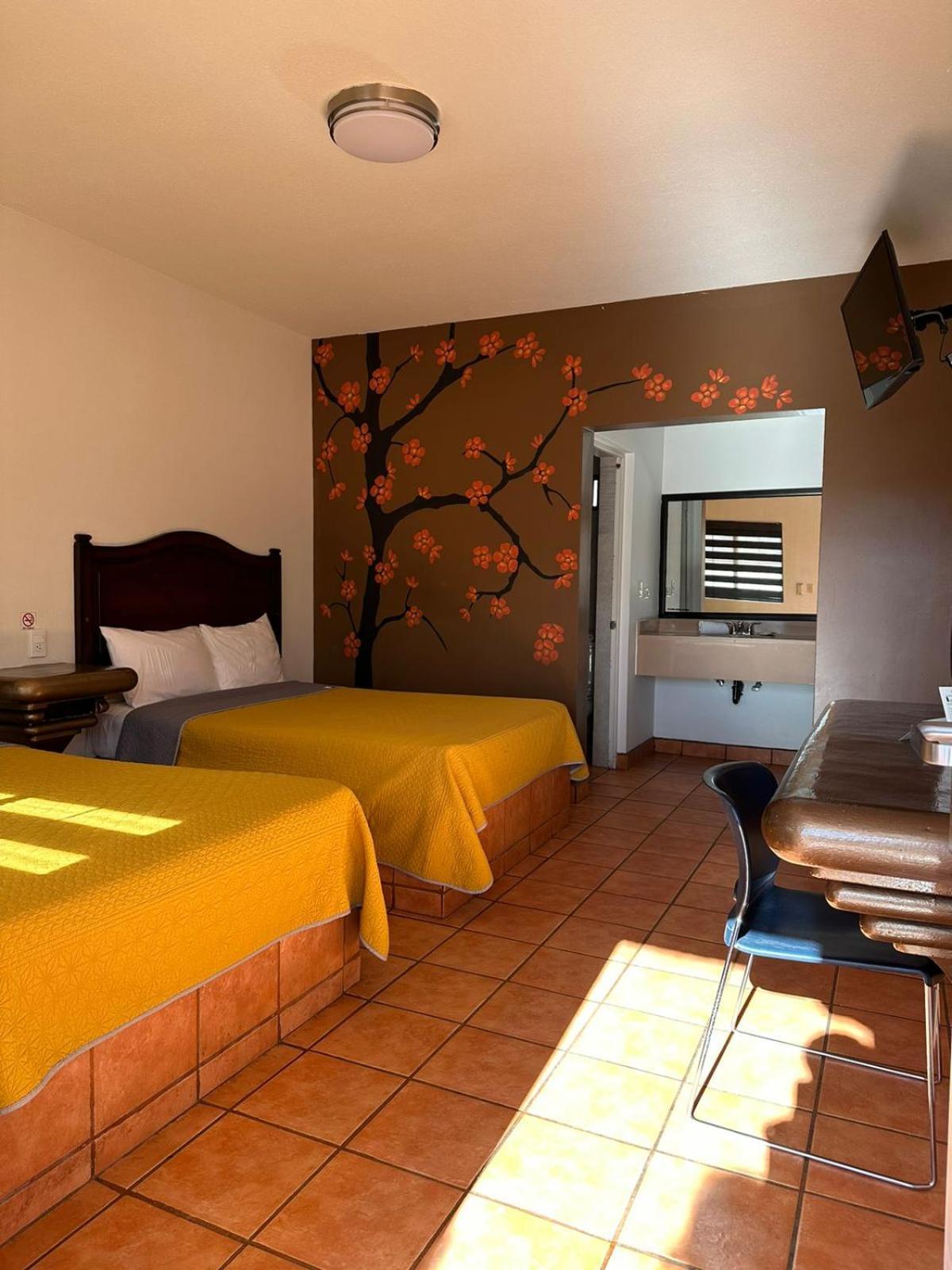 Hotel Colonial De Nogales Nogales  Bagian luar foto