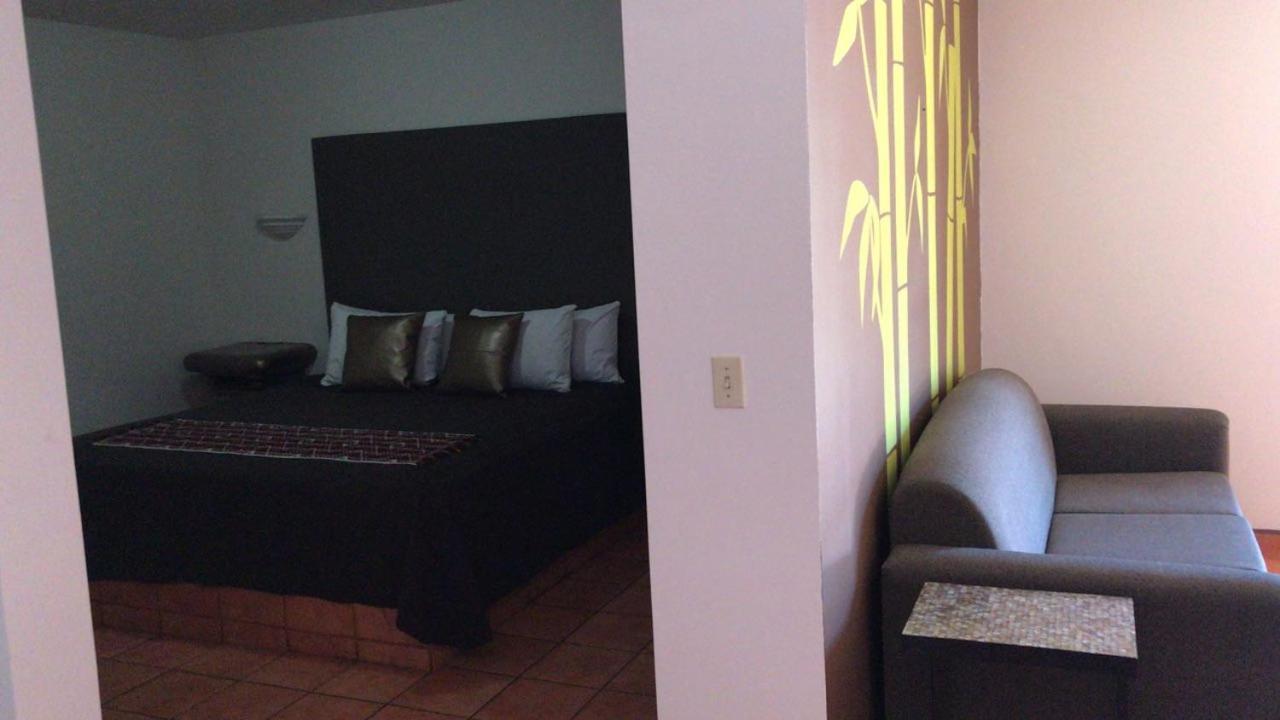 Hotel Colonial De Nogales Nogales  Bagian luar foto